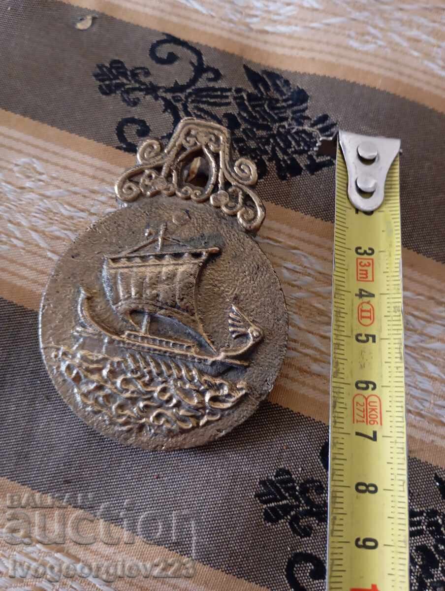 Σφιγκτήρας χρημάτων, φύλλα