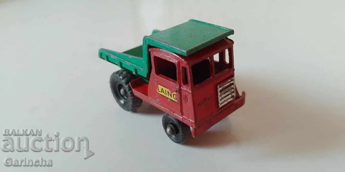 Matchbox Anglia 1/64 cu preț € 8.00 | 15.65 BGN
