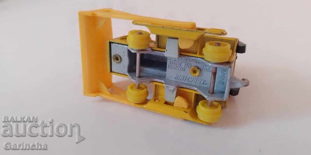 Delivery of Matchbox Macau 1/64