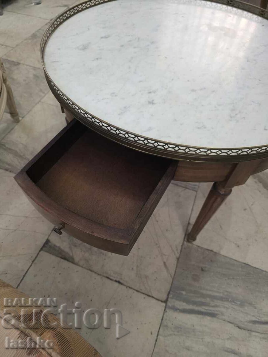 Auction  Coffee and Tea Table