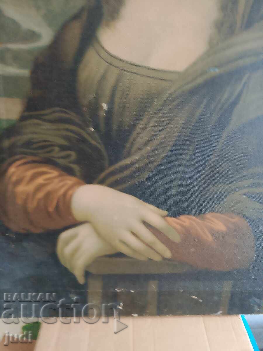 Delivery of Mona Lisa painting canvas