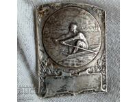 Medalie. Canotaj. Secesiune