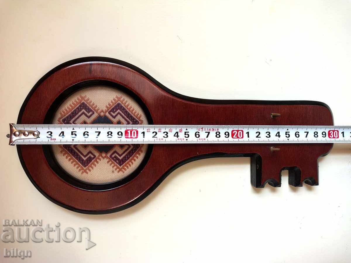 Livrarea Umeraș cheie superb cu broderie Livrarea Umeraș cheie superb cu broderie