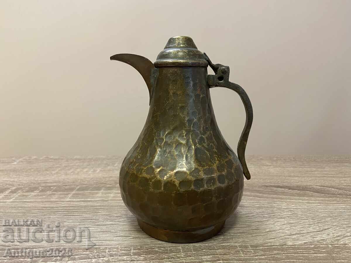 Cana veche din alamă cu preț € 15.00 | 29.34 BGN