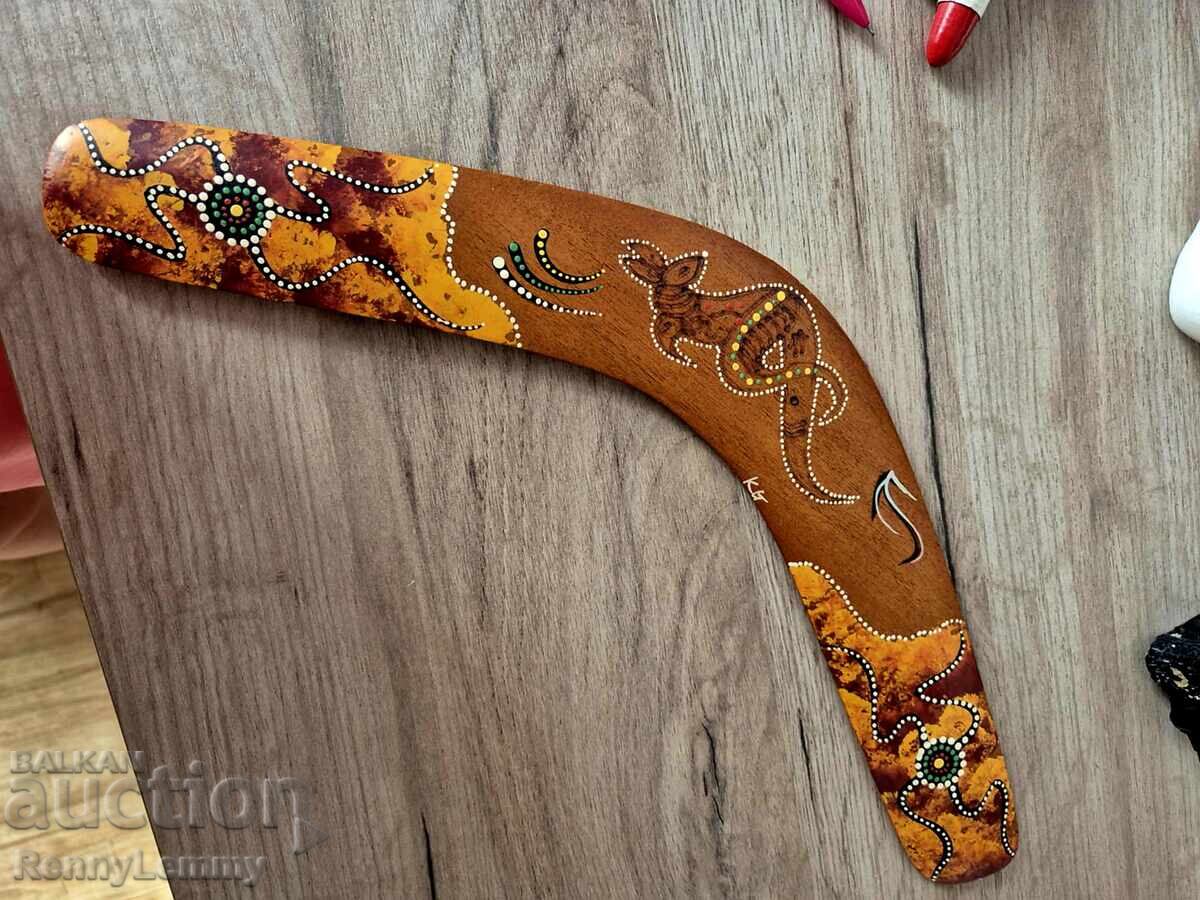 Auction Original boomerang Auction Original boomerang