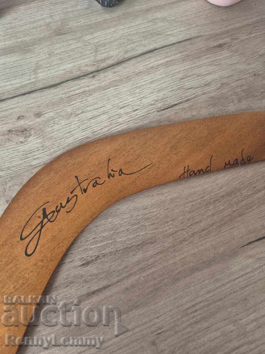 Delivery of Original boomerang Delivery of Original boomerang