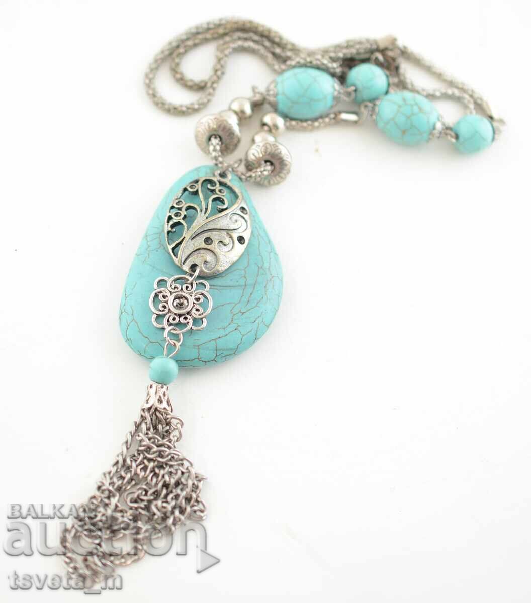 Δημοπρασία Κολιέ μενταγιόν με τυρκουάζ Δημοπρασία Κολιέ μενταγιόν με τυρκουάζ