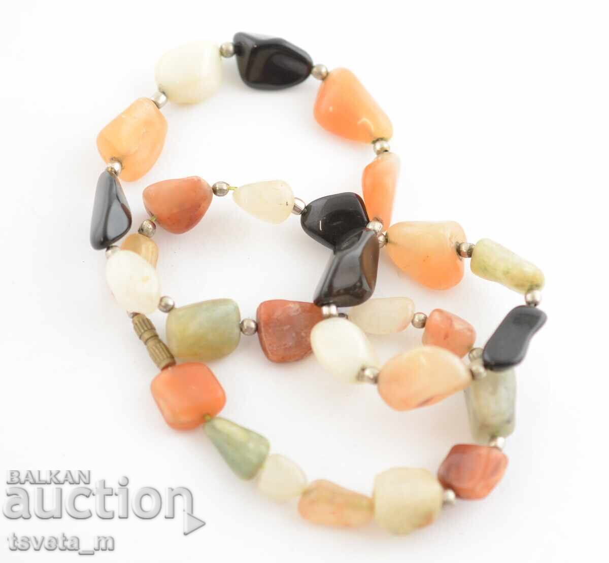 Аукцион Гердан колие с естествени камъни Аукцион Гердан колие с естествени камъни