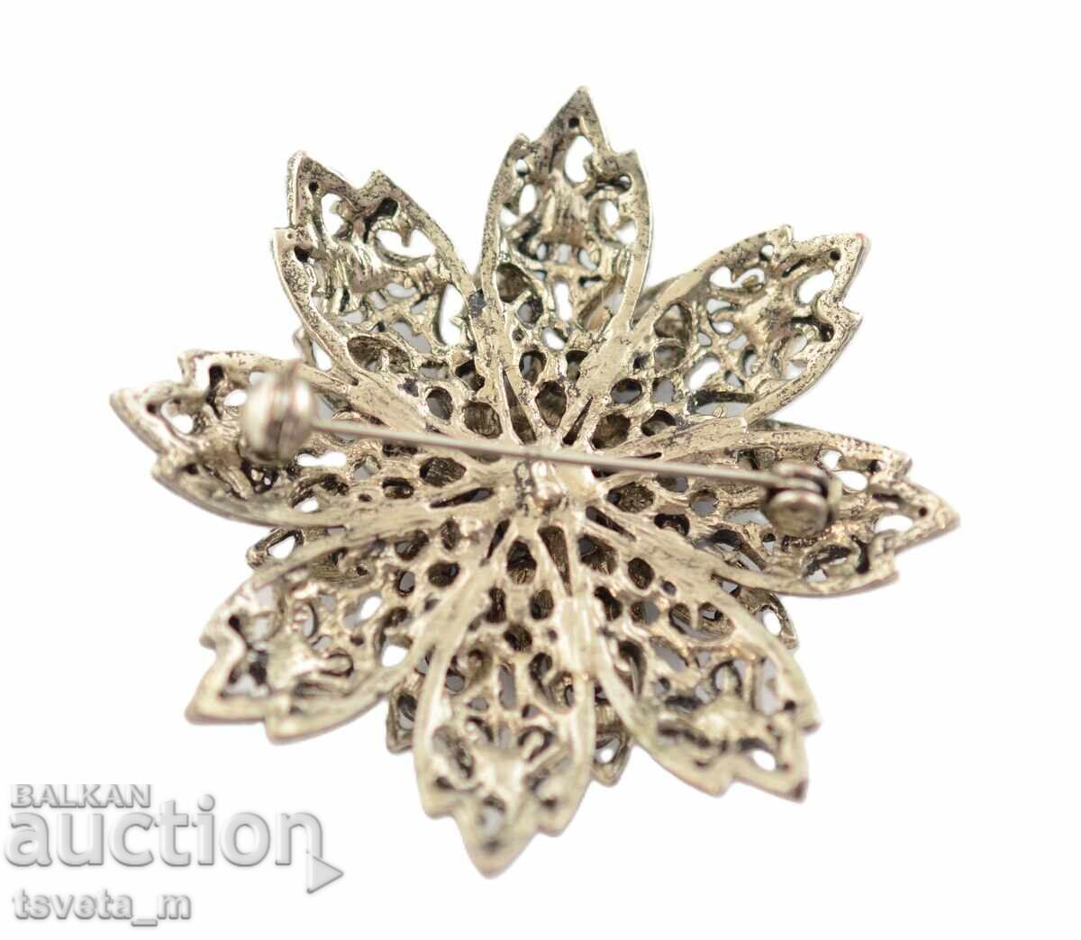 Licitație Brosa ac cu floare mare Licitație Brosa ac cu floare mare