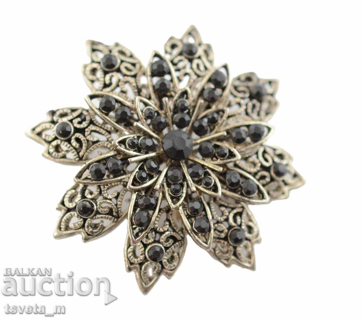 Brosa ac cu floare mare Brosa ac cu floare mare