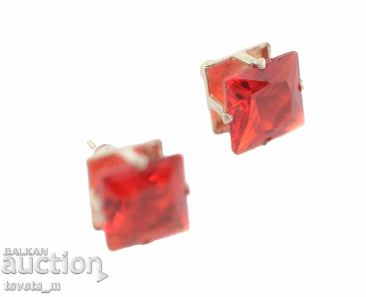 Livrarea Cercei bijuterii Livrarea Cercei bijuterii