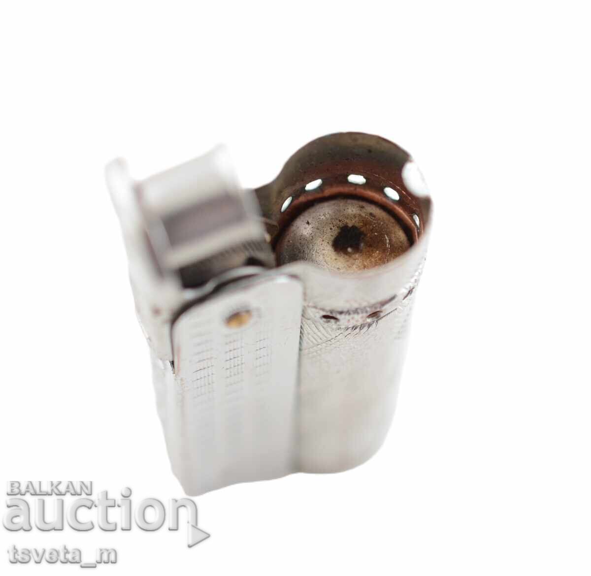 Auction Strong Lion 310 CHAINA Petrol Lighter Auction Strong Lion 310 CHAINA Petrol Lighter