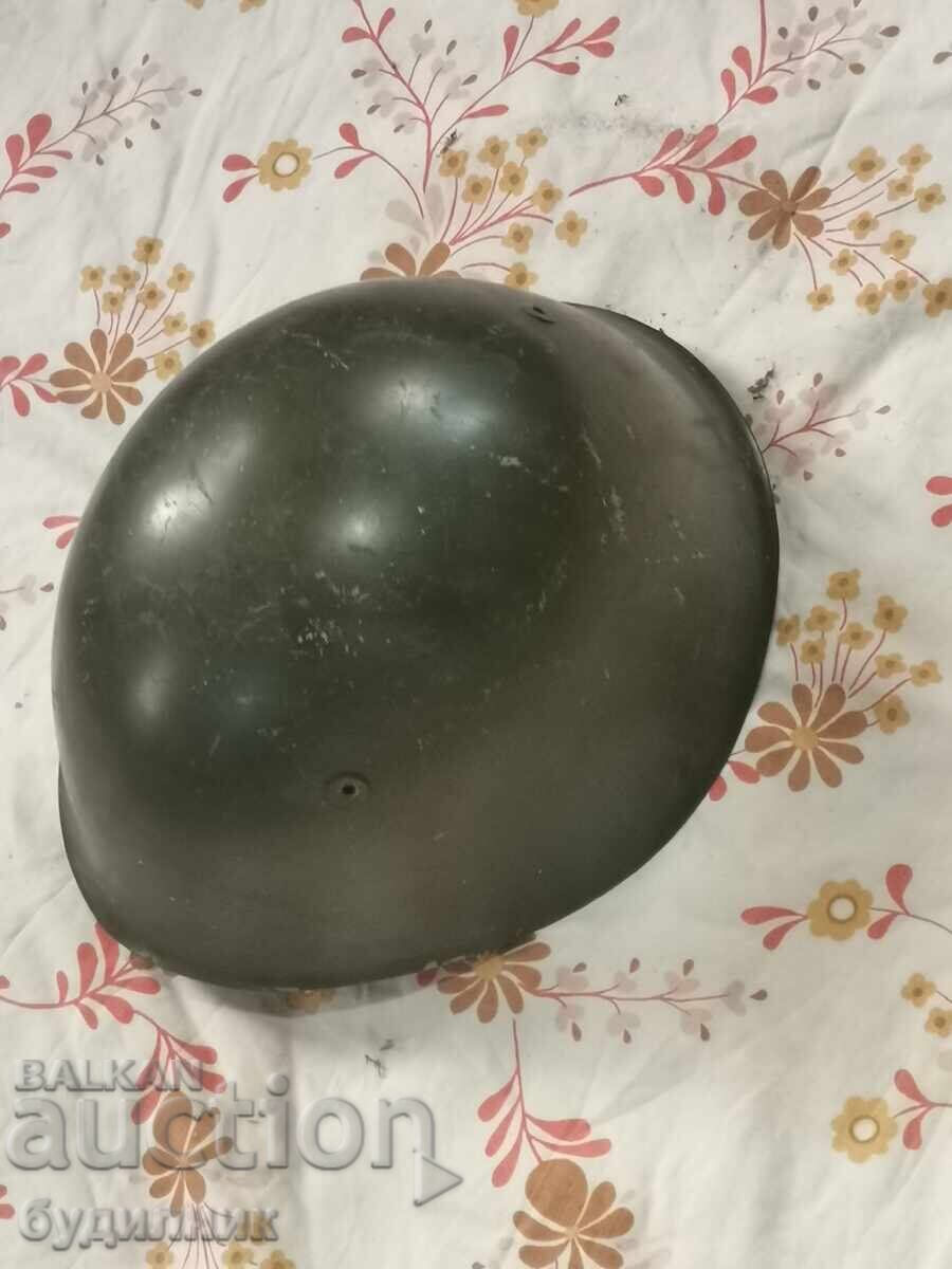 Δημοπρασία Κράνος στρατιωτικό μέγεθος 56. BZC. Βάζω πάνω από 100 δημοπρασίες. Δείτε