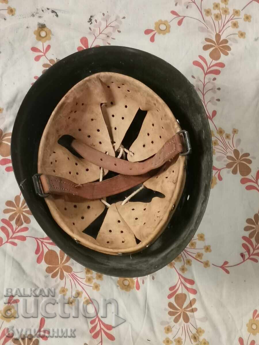 Παράδοση Κράνος στρατιωτικό μέγεθος 56. BZC. Βάζω πάνω από 100 δημοπρασίες. Δείτε