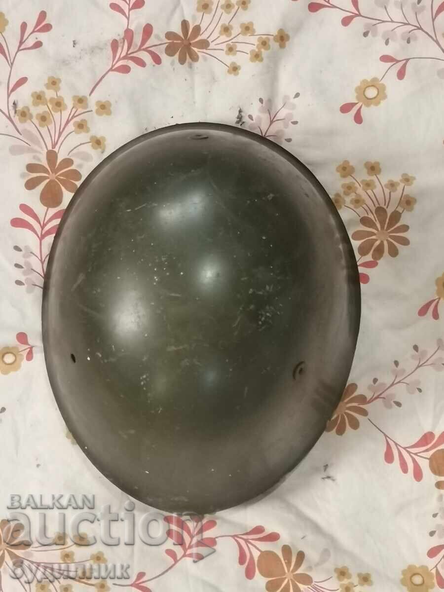 Κράνος στρατιωτικό μέγεθος 56. BZC. Βάζω πάνω από 100 δημοπρασίες. Δείτε