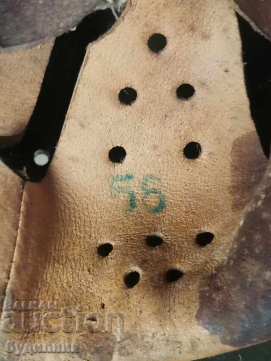 Παράδοση Κράνος στρατιωτικό μέγεθος 58. BZTS. Βάζω πάνω από 100 δημοπρασίες. Δείτε