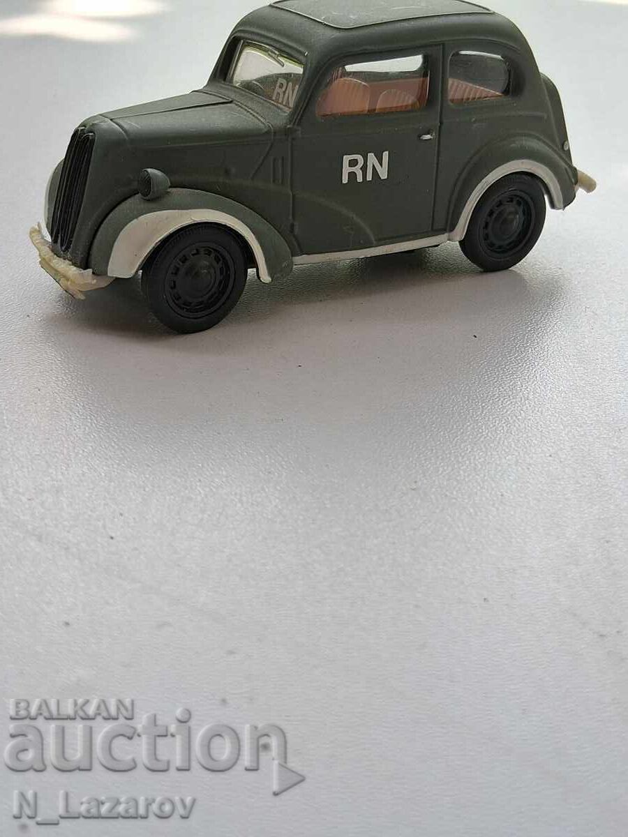 Ford Popular British Navy model 1:43 Corgi