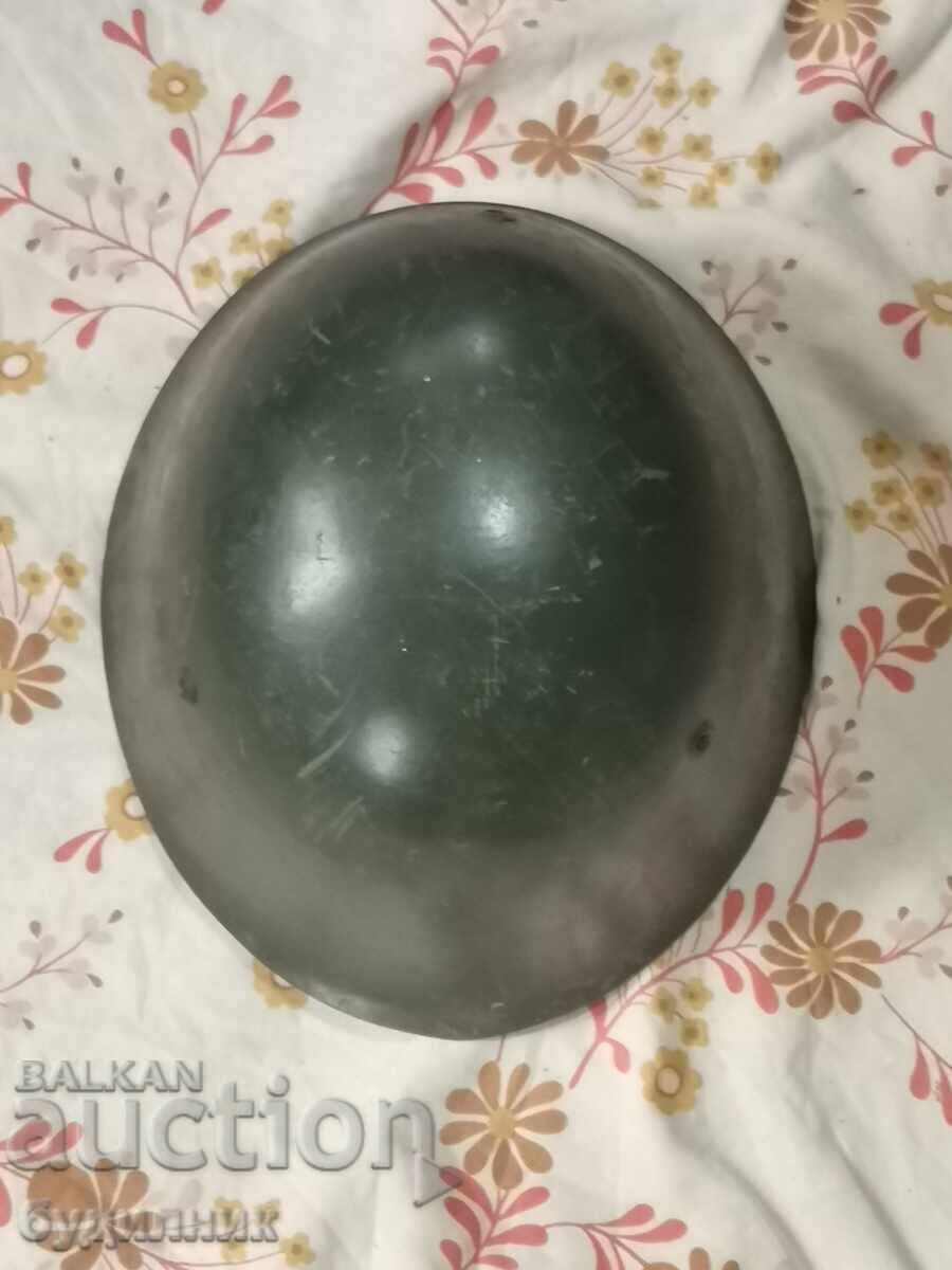 Casca militară, mărimea 57. BZC. Lansez peste 100 de licitații. Vezi Casca militară, mărimea 57. BZC. Lansez peste 100 de licitații. Vezi