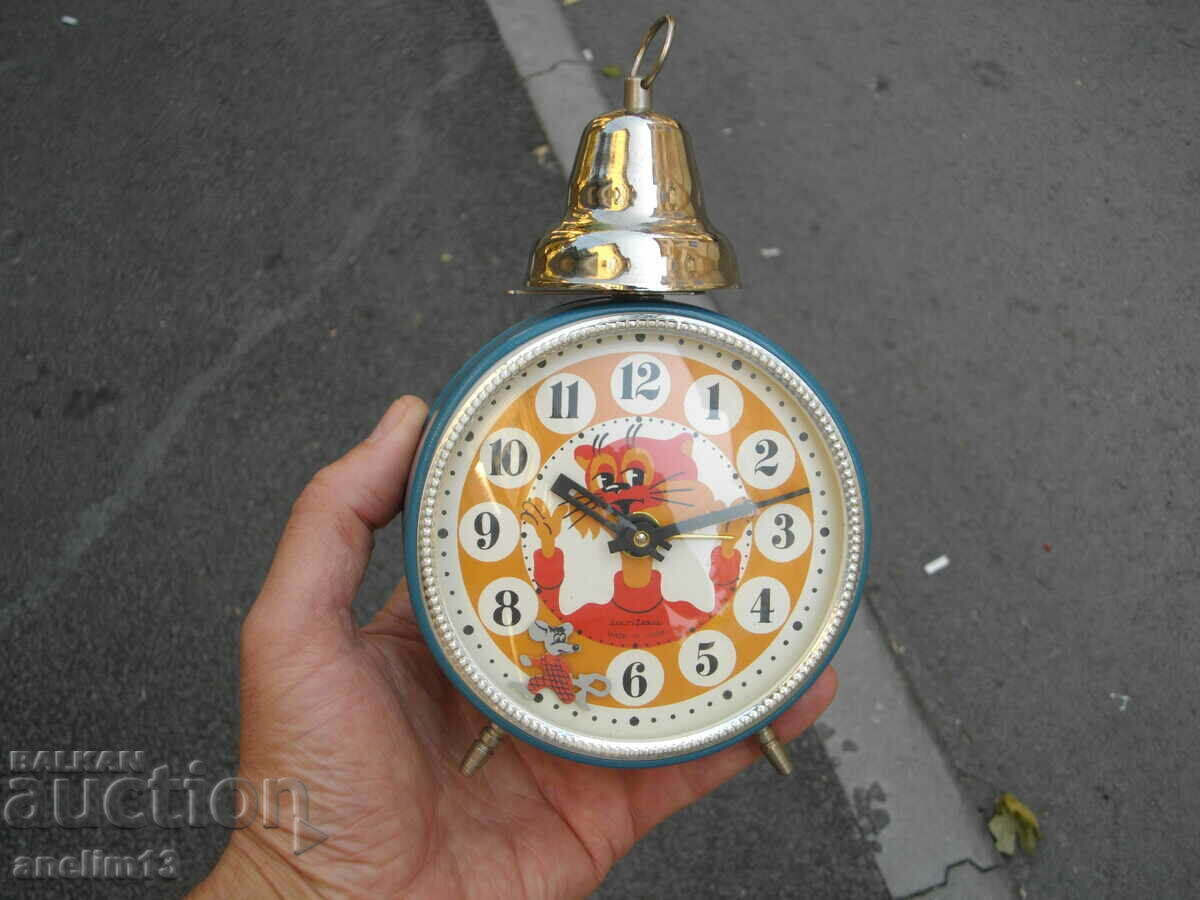 COLLECTIBLE ANIMATED ALARM CLOCK AMBER LEOPOLD THE CAT with price 90.00 BGN | € 46.02