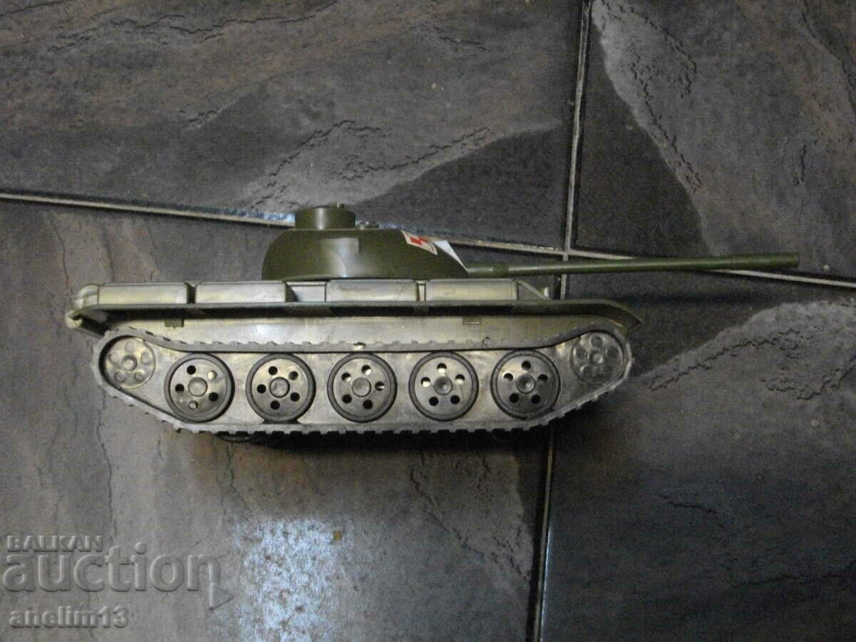 Delivery of OLD TOY TANK