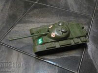 СТАРА ИГРАЧКА ТАНК