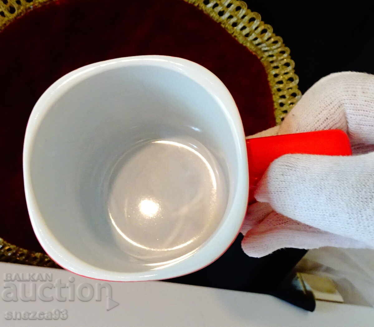 Auction  Nescafe Porcelain Cup