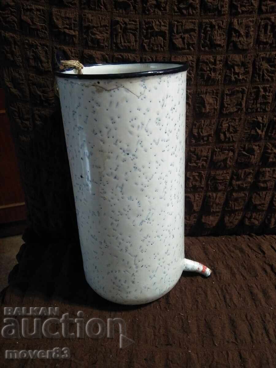 Socially-funded medical supplies. Enamel Socially-funded medical supplies. Enamel