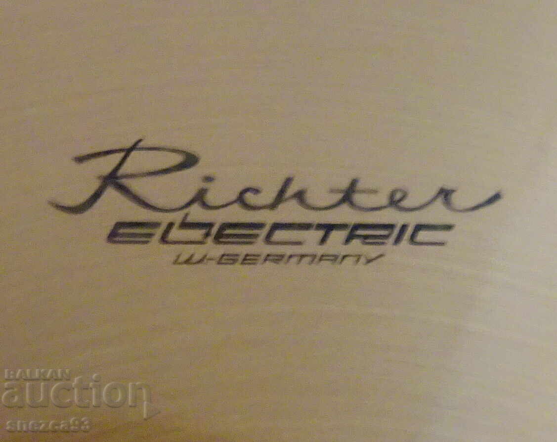 Παράδοση Γερμανικό μπρούτζινο ρολόι τοίχου Richter, άριστο Παράδοση Γερμανικό μπρούτζινο ρολόι τοίχου Richter, άριστο