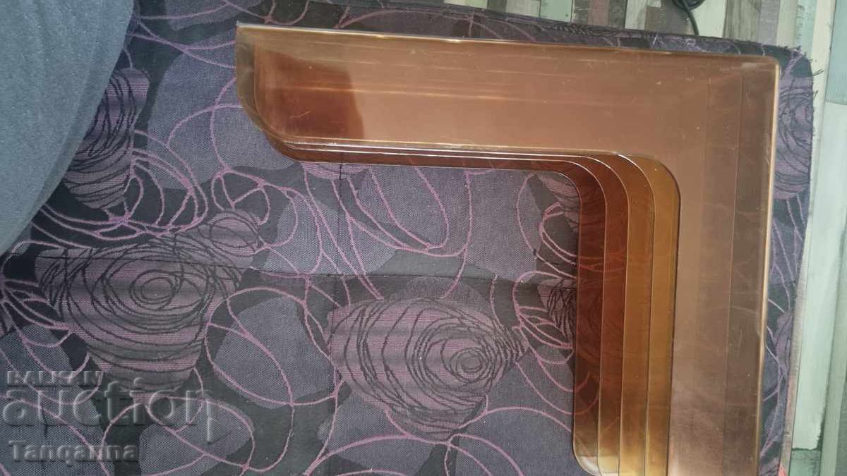 Σταντ για δίσκους βινυλίου με τιμή 20.00 BGN | € 10.23 Σταντ για δίσκους βινυλίου με τιμή 20.00 BGN | € 10.23