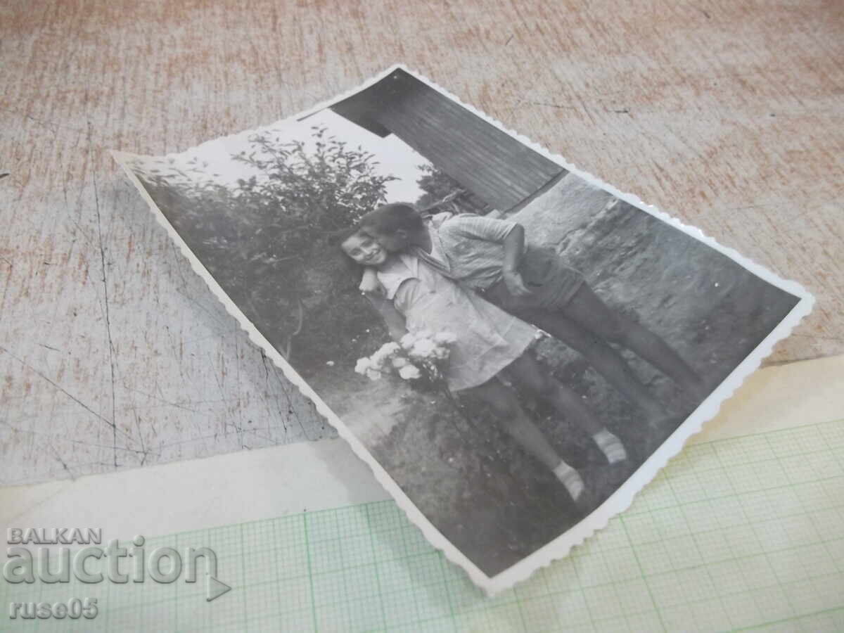 Δημοπρασία Φωτογραφία παλιά με φιλί από Νικολαΐτσο προς Ναντέτο - 1958