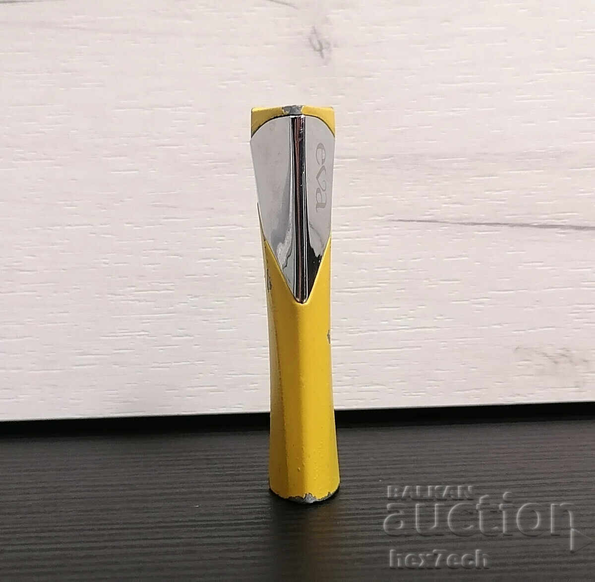 Auction ❤️ ⭐ Metal Lighter Eva yellow ⭐ ❤️ Auction ❤️ ⭐ Metal Lighter Eva yellow ⭐ ❤️