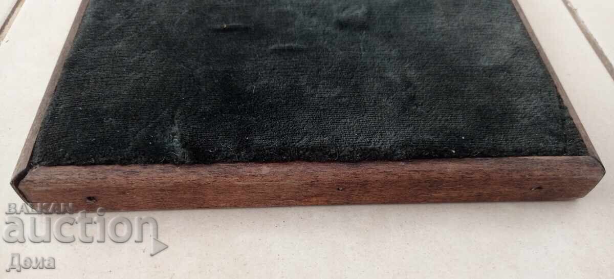 Auction  Vălchan Petrov Icon