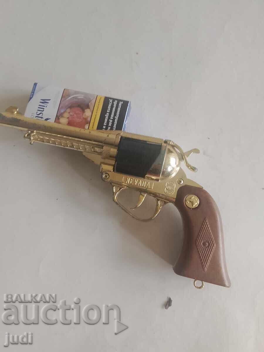 Νεβάδα Ιταλία υπέροχο ρεβόλβερ Νεβάδα Ιταλία υπέροχο ρεβόλβερ