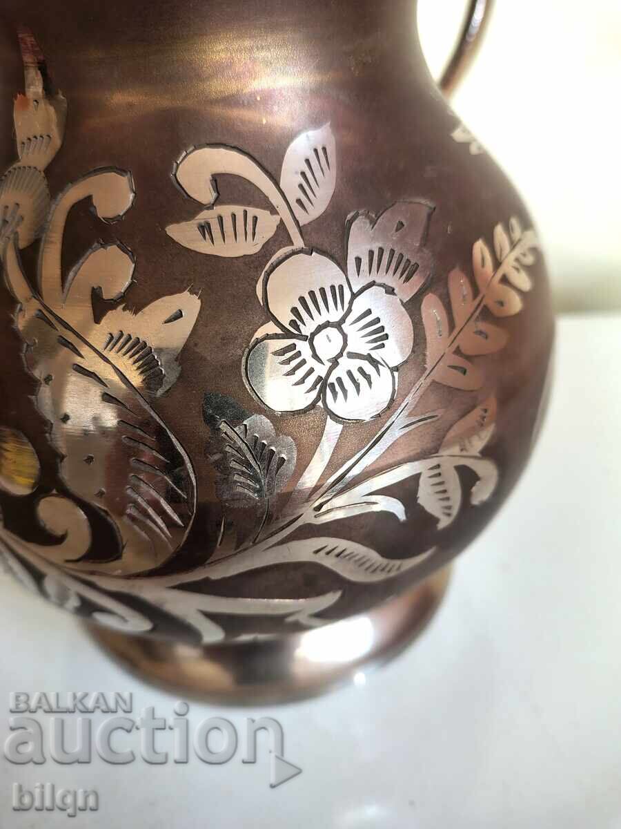 Delivery of Beautiful Bronze Jug