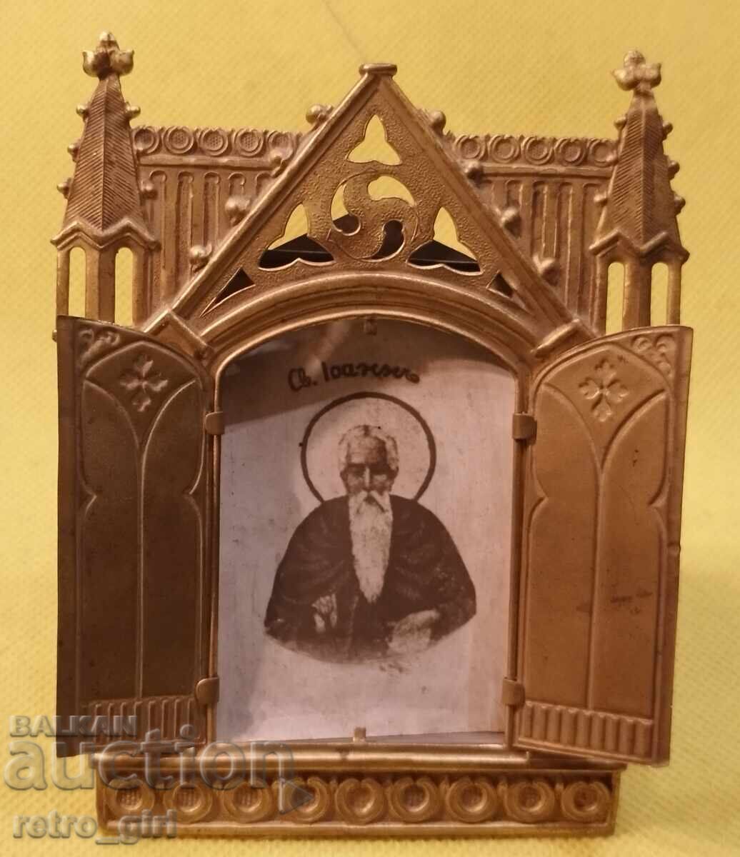 Επιτραπέζια εικόνα με τιμή 44.90 BGN | € 22.96