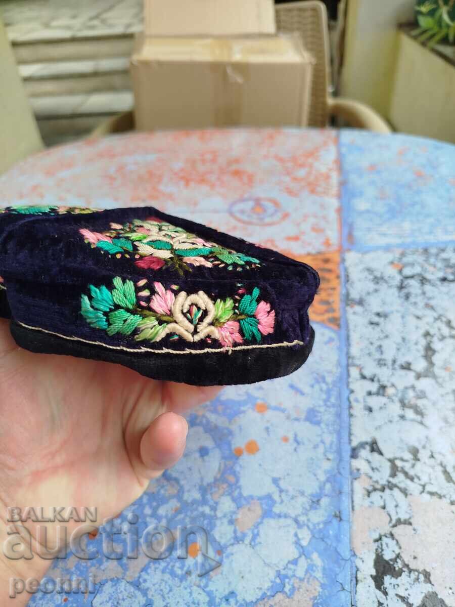 Δημοπρασία Τουμπετέικα