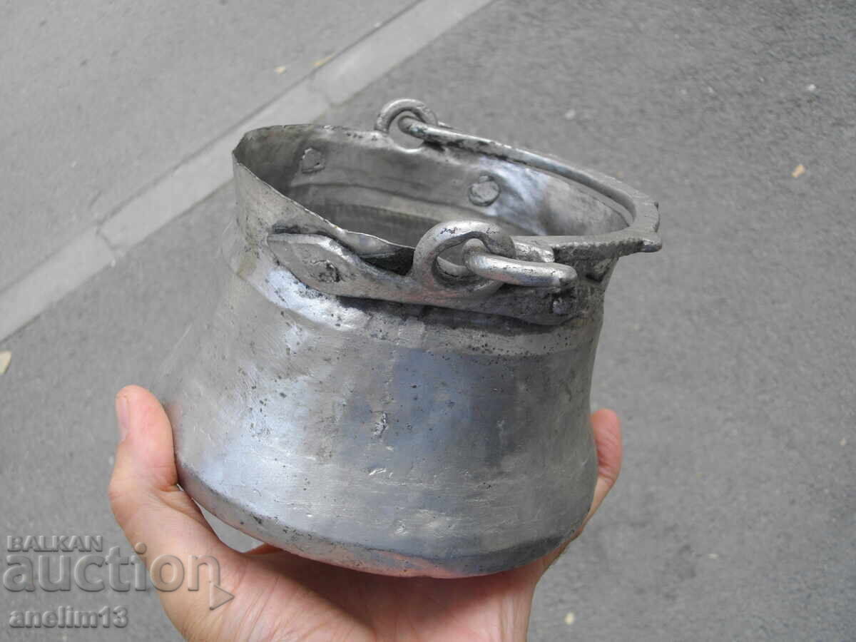 Oală de cupru MENȚE 3 cu preț 75.00 BGN | € 38.35 Oală de cupru MENȚE 3 cu preț 75.00 BGN | € 38.35