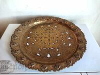 Μεγάλος παλιός χάλκινος δίσκος