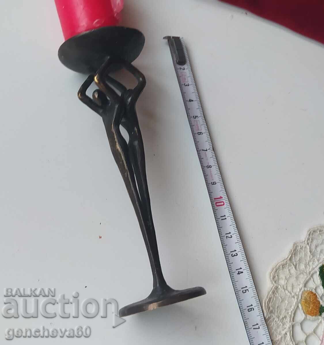 Auction Unique candlestick Stylized human figures - bronze Auction Unique candlestick Stylized human figures - bronze