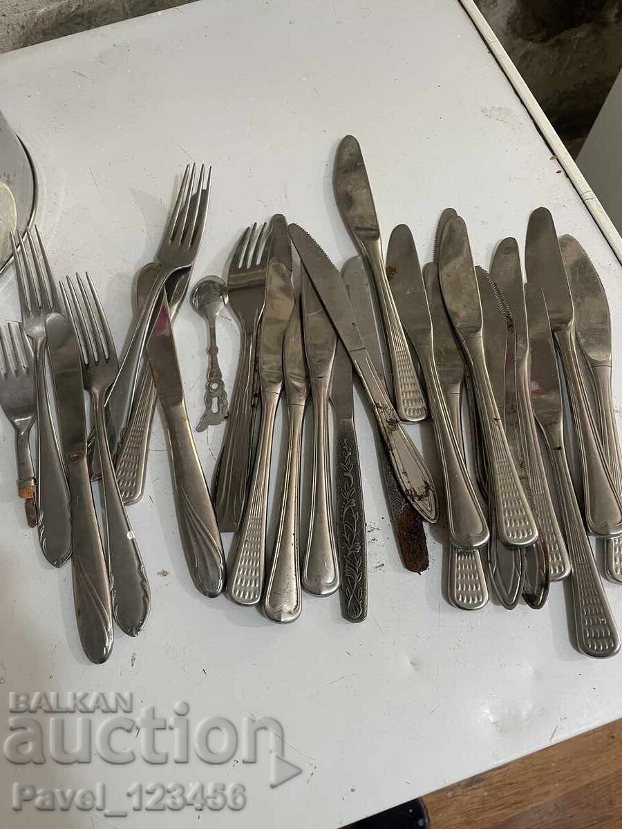 Παρτίδα παλαιών μαχαιροπήρουνων