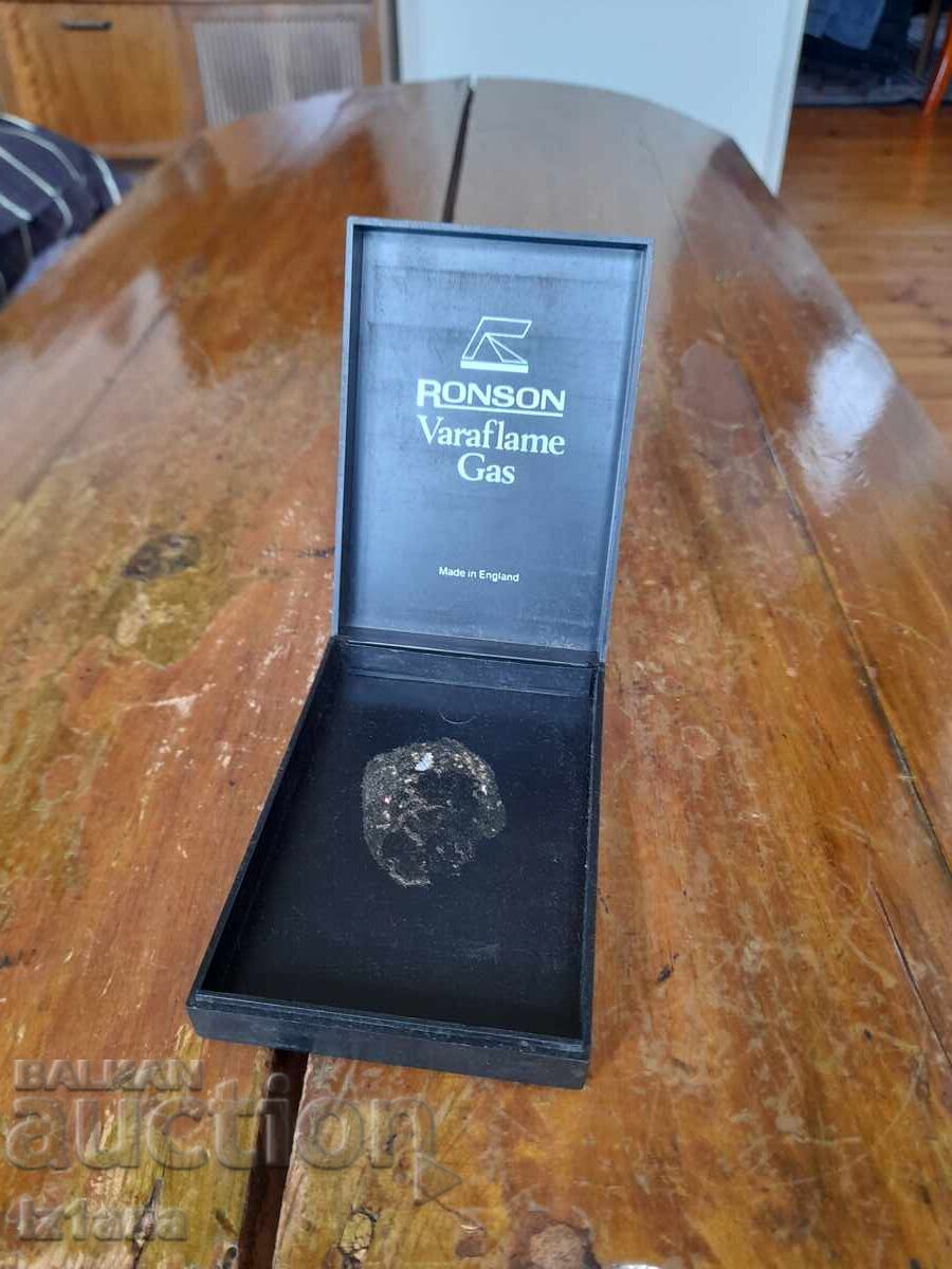 Παράδοση Παλιό κουτί αναπτήρα Ronson Varaflame