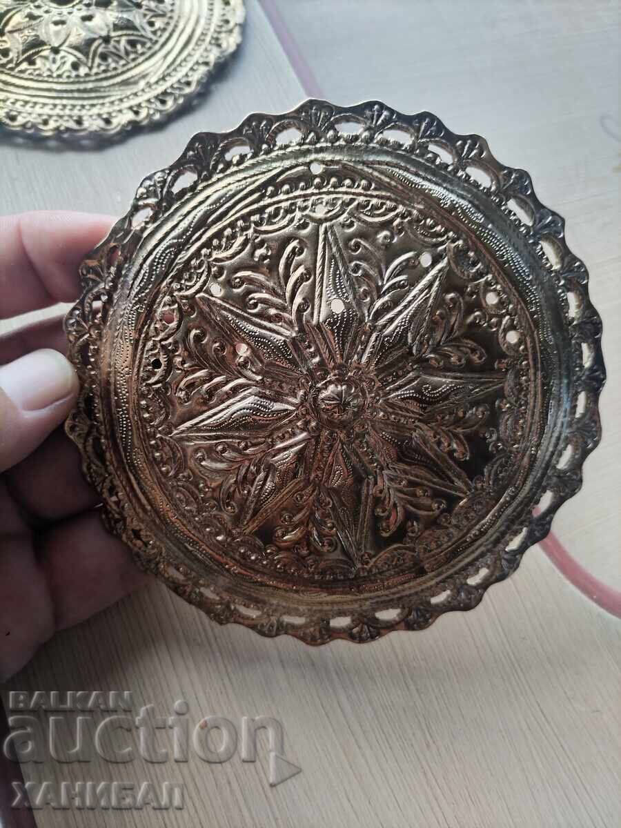 ΑΝΑΓΕΝΝΗΣΙΑΚΟ ΤΕΠΕΛΙΚΙ ΖΩΗΡΗ ΕΠΙΧΡΥΣΩΣΗ ΑΡΙΣΤΟ με τιμή 120.00 BGN | € 61.36