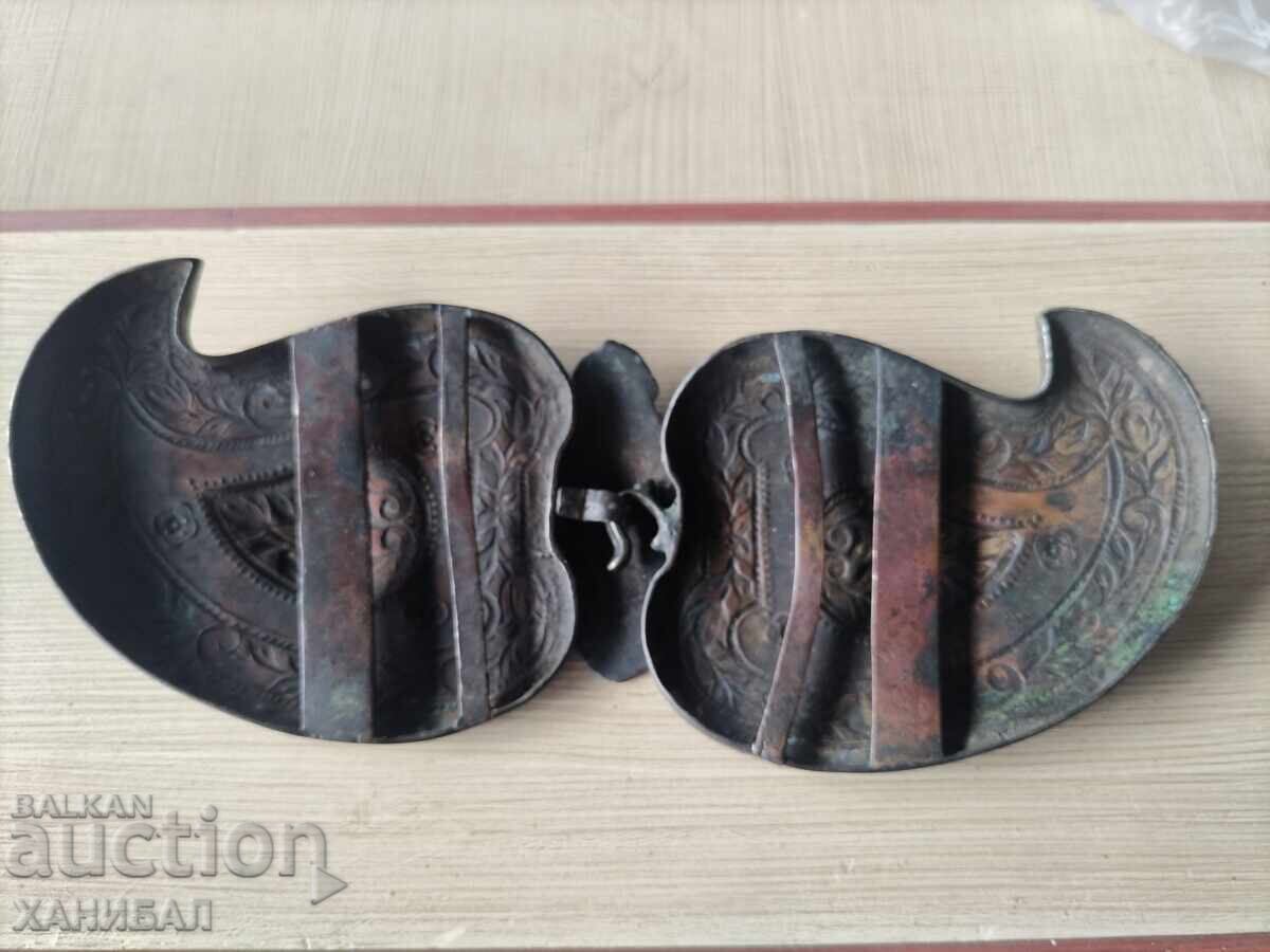 OLD REVIVALIST PATTIES EXCELLENT - 5