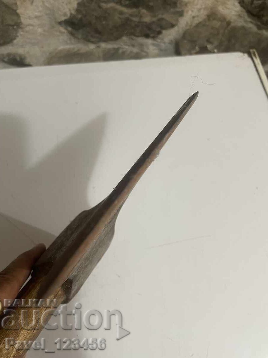 Livrarea Topor vechi cu marcaj