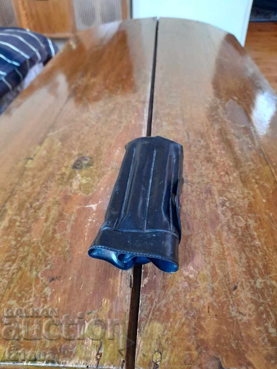 Παλιά χειροκίνητα τρυπάνια για μπετόν Παλιά χειροκίνητα τρυπάνια για μπετόν