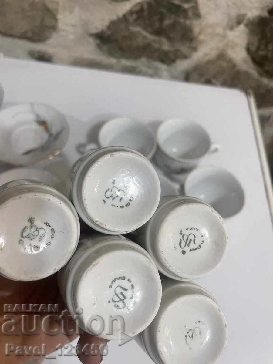 Παράδοση Παλιά Βουλγάρικα φλιτζάνια και πιατάκια με σήμανση