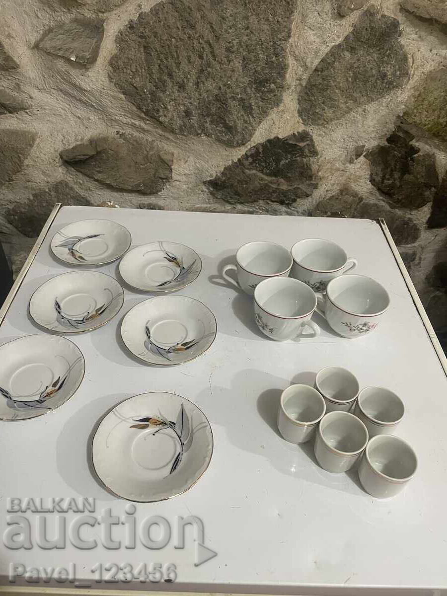 Παλιά Βουλγάρικα φλιτζάνια και πιατάκια με σήμανση