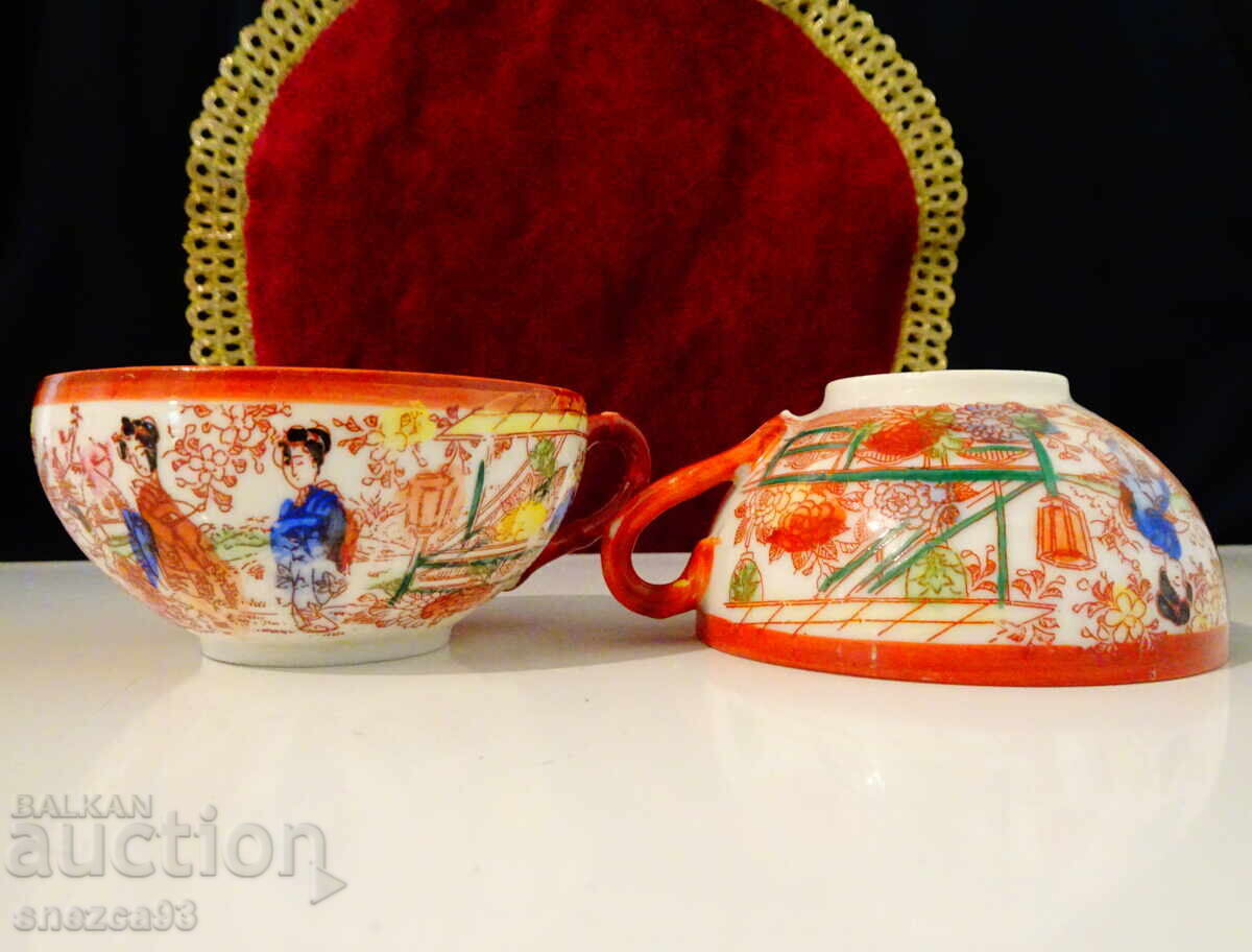 Două cești de porțelan os japonez 38 gr