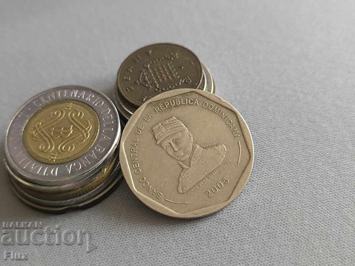 Monedă - Republica Dominicană - 25 pesos | 2005 cu preț 6.00 BGN | € 3.07