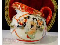 Cană, cană de porțelan japonez Kutani-yaki, albastru-indigo, gheise, aur